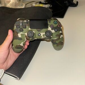 Camouflage Wireless Controller for PS4